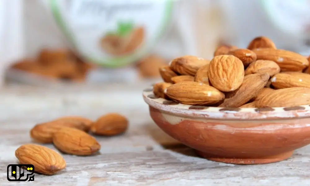 بادام و کاهش استرس چطور به هم مرتبطاند؟ تصویر بادام درختی