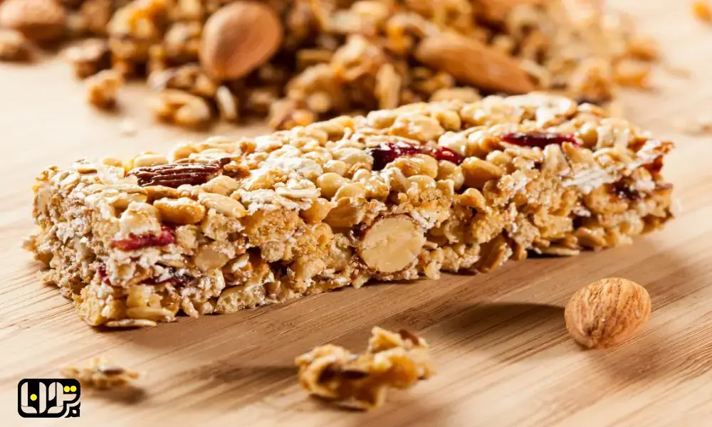 طرز تهیه غلات بار بادام و خرما: